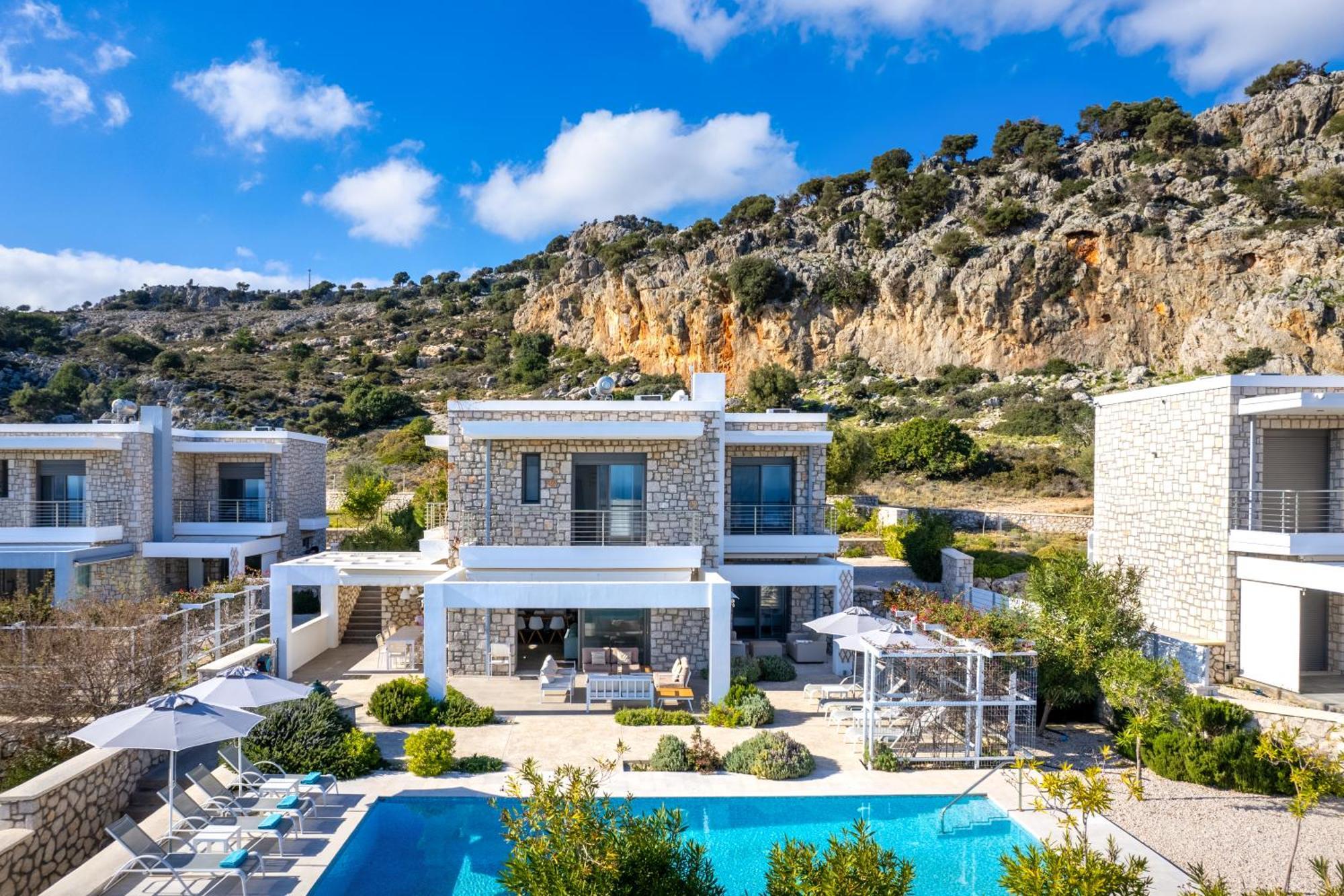 Villa Kokinogremos *